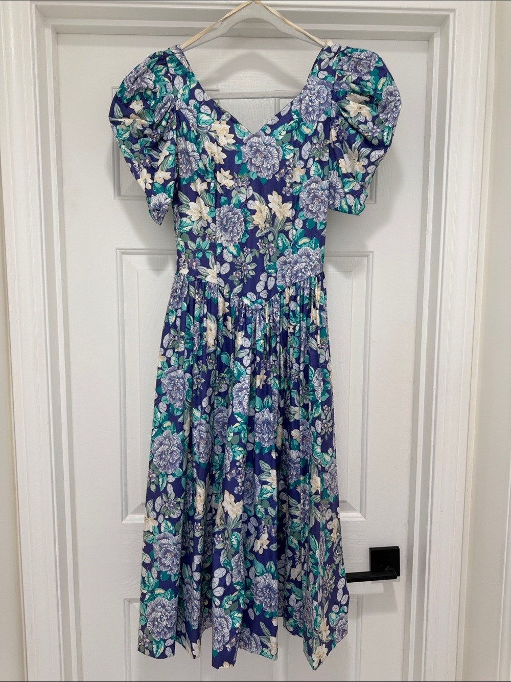 Laura Ashley Navy Floral Midi Floral Dress Vintage/Original Size 8